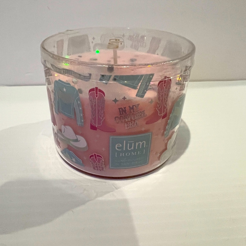 Super Cute Elum IN MY COWGIRL ERA Candle- NWT
